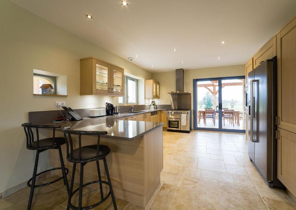 Luxury 3 Bed Home With Heated Swimming Pool Air Con And Boules Pitch Salignac-Eyvigues Exterior photo